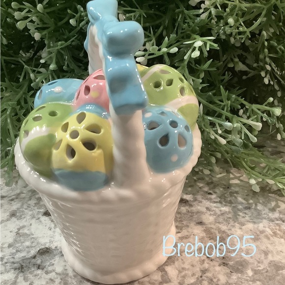 Ceramic LIGHT UP LED Basket with Easter Eggs- LAST ONE - Picture 8 of 8